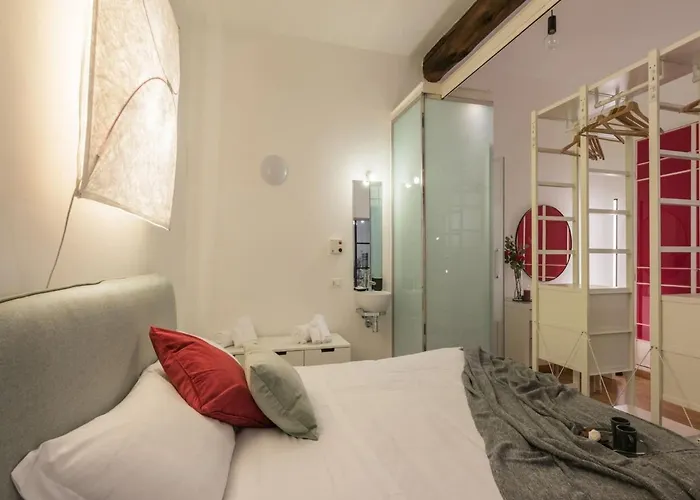 Apartment The Best Rent - Cozy Two-bedroom In Via Dei Condotti Rome